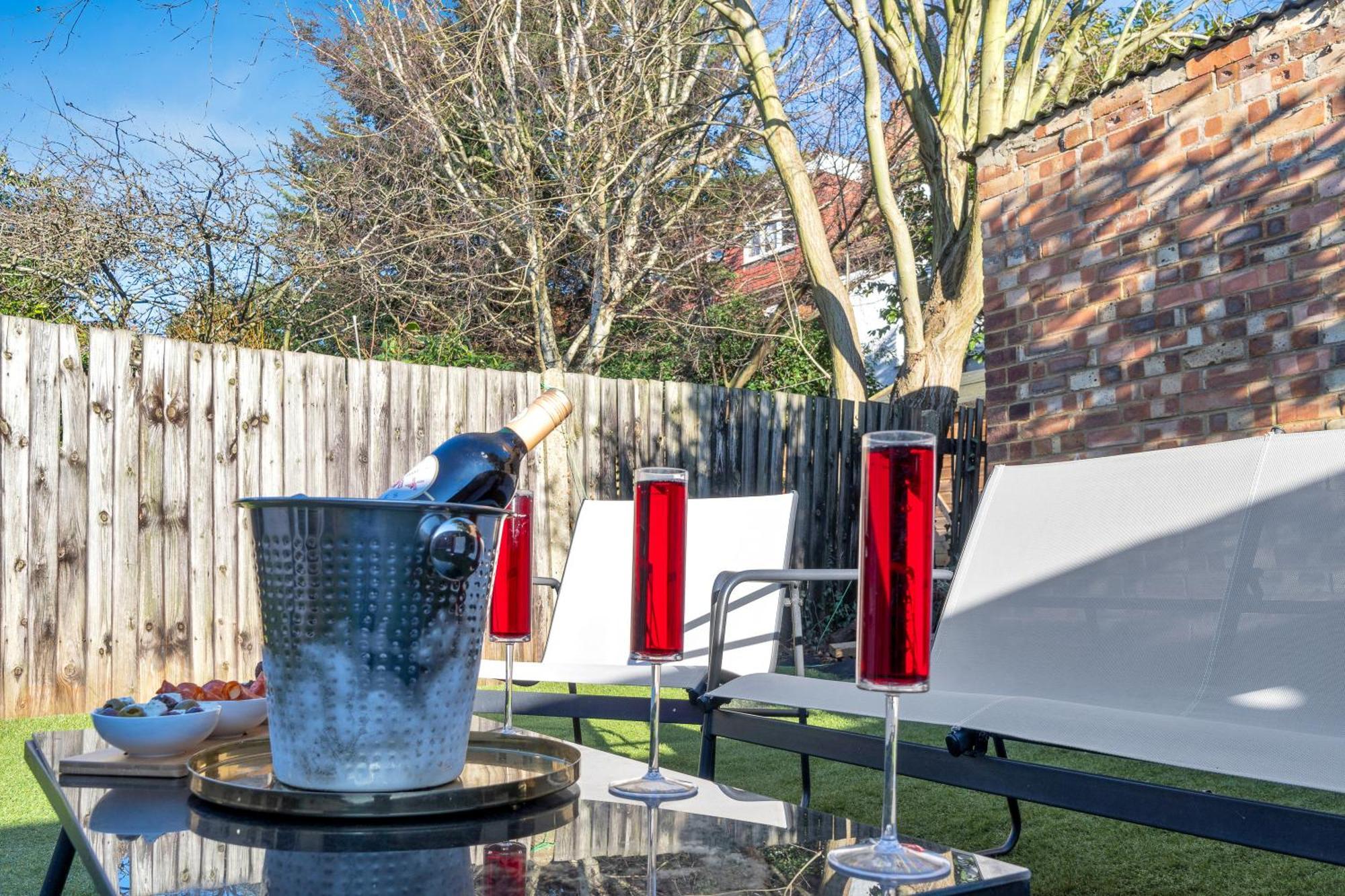 Homely North London Apartments Hendon The Hyde Экстерьер фото