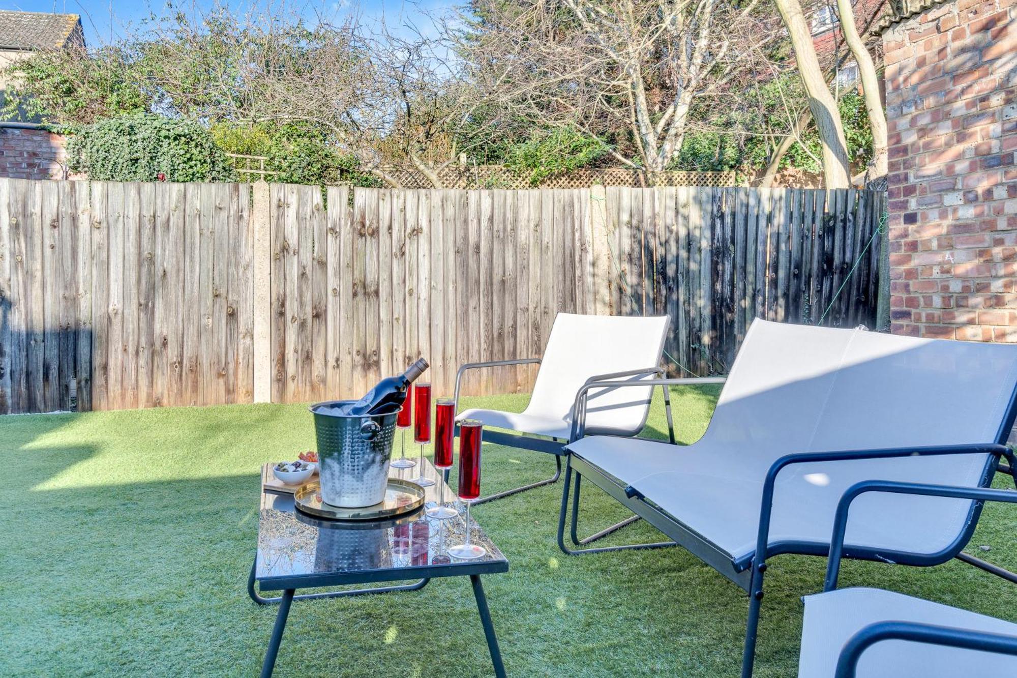 Homely North London Apartments Hendon The Hyde Экстерьер фото